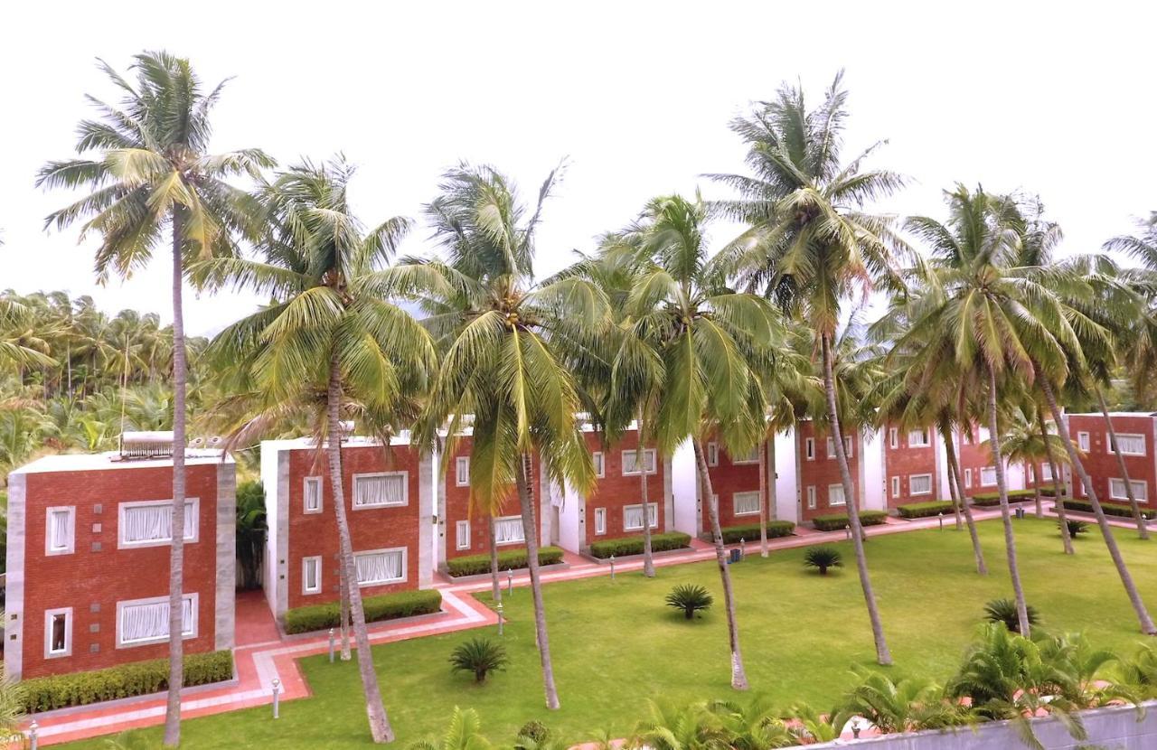 Celebrity Resort - Near Isha Yoga Alāndurai Exterior foto
